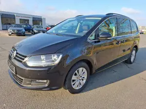 Volkswagen Sharan Comfortline DSG*NAVI*7Sitzer*Sitzhzg*PDC*3xKlimatr