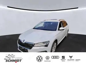 Skoda Superb Combi 2.0 TDI Premium Edition 4x4 AHK RFK