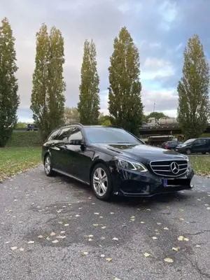 Mercedes-Benz E 350 T BlueTEC 9G-TRONIC