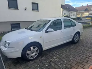 Volkswagen Bora 2.0 Highline Bild 2