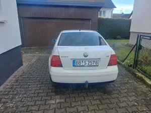 Volkswagen Bora 2.0 Highline Bild 3