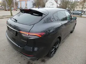 Maserati Levante Trofeo Q4 Bild 5