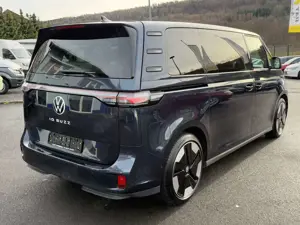 Volkswagen ID. Buzz Pro LR AHK ACC HUD Pano H/K 360° Massage Bild 5
