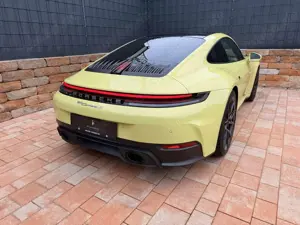 Porsche 992 Carrera S *Keyless*BOSE*SportAGA*CHRONO