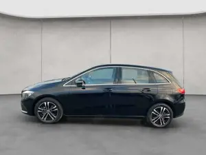 Mercedes-Benz B 180 B-Klasse Bild 2