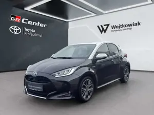 Toyota Yaris Hybrid Elegant*Technik-P*Voll-Leder*1.Hand