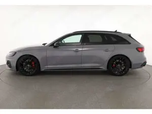 Audi RS4 Avant TFSI quattro Bild 5