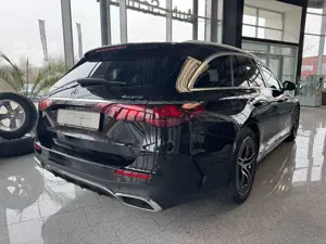 Mercedes-Benz E 300 de 4M T AMG+Burmester+Fahrassistenz Paket Bild 5