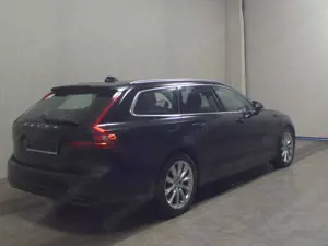 Volvo V90 B4 Momentum Pro Leder Navi LED GSD RFK Bild 4