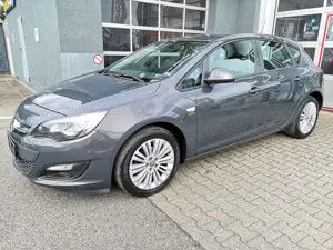 Opel Astra J 1.4 EURO5 Klima Tempomat ALU-Felgen Service NEU