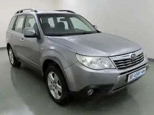Subaru Forester 2.0X AWD Comfort Xenon+AHK+SHZ+Pano