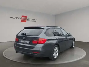 BMW 318 d Touring Sport Line Navi PDC Elktr.Heckklapp Bild 5