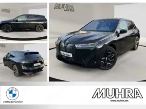 BMW iX xDrive40 Sport 22" AHK Massage Memory HK