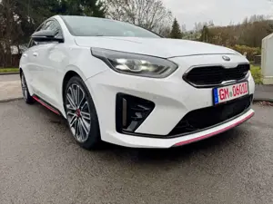 Kia ProCeed / pro_cee'd ProCeed GtAut.Voll!GarantiPanoramLederTop
