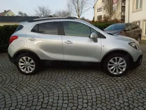 Opel Mokka 1.6 CDTI 4X4 eco FLEX INNOVATION viele EXTRAS NAVI XENON...sehr SPARSAM! Wie NEUWERTIG! 4 Bild 2