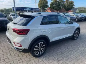 Volkswagen T-Roc STYLE 1.5 TSI-DSG, Matrix, EasyOpen, RFK Bild 5