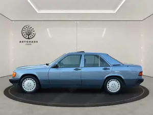 Mercedes-Benz 190 2.6 H-Zullassung ! AUTOMATIK/eSD/eFH/ Bild 2