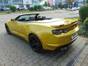 Chevrolet Camaro Cabrio 2SS 6.2 V8 Klappenauspuff Navi Bild 3