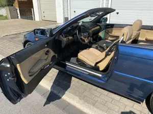 BMW 320 3er Cabrio Ci Aut. Bild 2