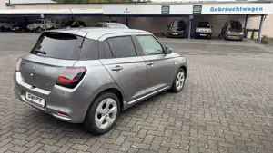 Suzuki Swift 1,2 CVT Comfort Hybrid *5 Jahre Garantie* Bild 3