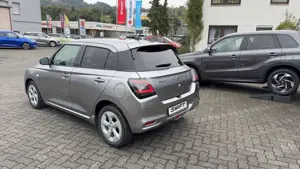 Suzuki Swift 1,2 CVT Comfort Hybrid *5 Jahre Garantie* Bild 5