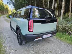 BAIC BJ30 PANO Leder CarPlay SHZ belüft inkl. ÜBF STM Bild 3