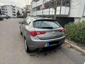 Alfa Romeo Giulietta Giulietta 1.4 TB 16V MultiairTurismo Bild 2