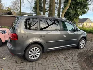 Volkswagen Touran Touran 1.4 TSI DSG Highline Bild 3