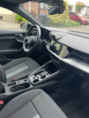 Audi A3 A3 35 TDI Sportback S tronic S line Bild 5