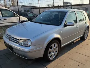 Volkswagen Golf 1.4 Pacific / TÜV NEU