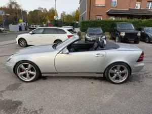 Mercedes-Benz SLK 200 Cabrio   technisch sehr gut gepflegt Bild 4