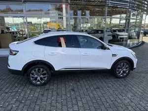 Renault Arkana Techno MH 140EDC LED PDC vo+hi+Kamera SHZ ACC Bild 4