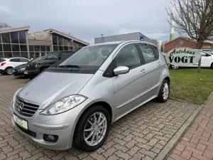 Mercedes-Benz A 200 Klima / PDC / Sitzh. / NAVI