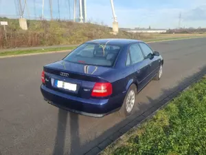 Audi A4 A4 B5 1,8T Limo  Facelift Autom 156000KM Bild 5