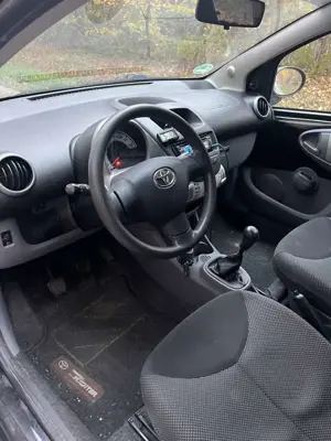 Toyota Aygo Tüv neu Bild 5