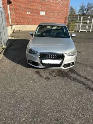 Audi A1 1.4 TFSI S tronic ERNEUERTE MOTORSTEUERKETTE