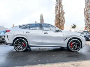 BMW X6 xDrive30d M Sport HUD PANO RFK NAVI Standh. LED Bild 3