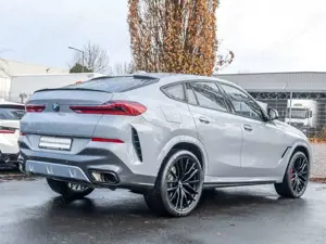 BMW X6 xDrive30d M Sport HUD PANO RFK NAVI Standh. LED Bild 2