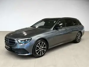 Mercedes-Benz E 220 d T Avantgarde 360 ACC AUT Kam. KlimaA LED