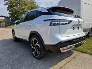 Nissan Qashqai 1.3 DIG-T MHEV Xtronic Tekna+ ..Facelift! ..vorORT Bild 4