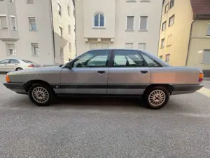 Audi 100 2.0 E Gepflegt H-Gutachten ZV Servo 5 Zylinder Bild 3