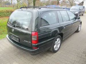 Opel Omega Omega Caravan 2.2 16 V  2.Hd top Bild 2