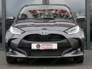 Toyota Yaris 1,5 VVT-i Hybrid Team D SHZ! LED! RFK! Bild 4