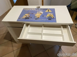 Schreibtisch ideal fürs Kinderzimmer H B L.  75,5cm 50cm 105cm f