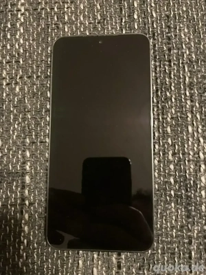 Samsung Galaxy S24 256GB Schwarz   Top Zustand inkl. Spigen Tough Armor (Beste Schutzhülle)