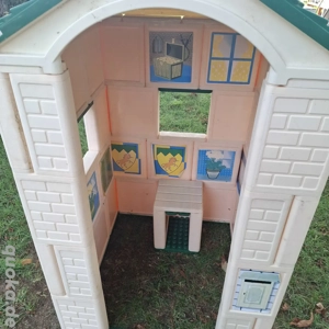 2 x Spielzeughäuschen