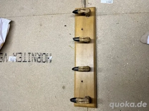 Präparat Rehfüße als Garderobe