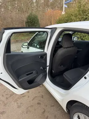 Renault Clio Clio TCe 100 EXPERIENCE Bild 2