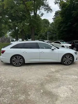 Audi A6 Avant 45 TDI quattro tiptronic sport Bild 2