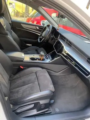 Audi A6 Avant 45 TDI quattro tiptronic sport Bild 4